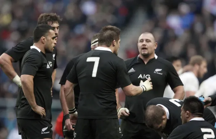 Framed Print : Richie Mccaw Talks To Team Framed Print : Richie Mccaw Talks To Team