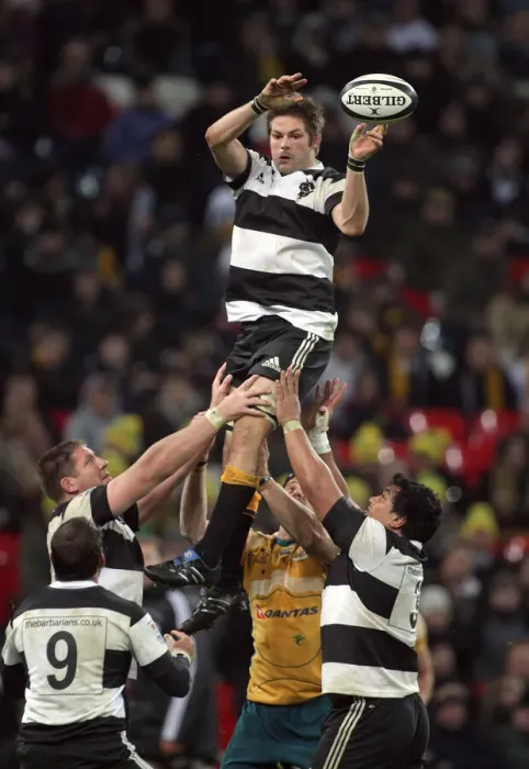 Framed Print : Richie Mccaw Wins The Line-Out Framed Print : Richie Mccaw Wins The Line-Out