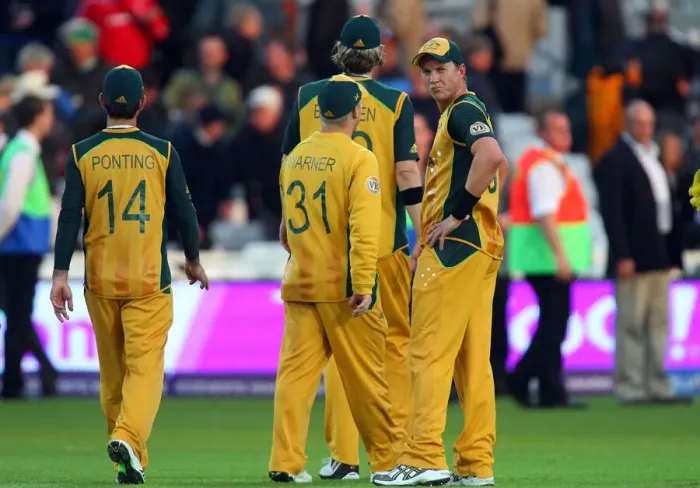 Framed Print : Ricky Ponting, David Warner & Brett Lee After Defeate Ri Framed Print : Ricky Ponting, David Warner & Brett Lee After Defeate Ri