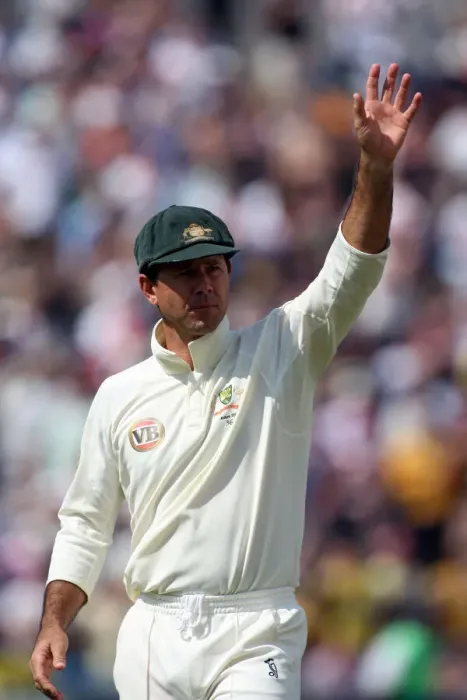 Framed Print : Ricky Ponting Waves To Headingley Fans Framed Print : Ricky Ponting Waves To Headingley Fans