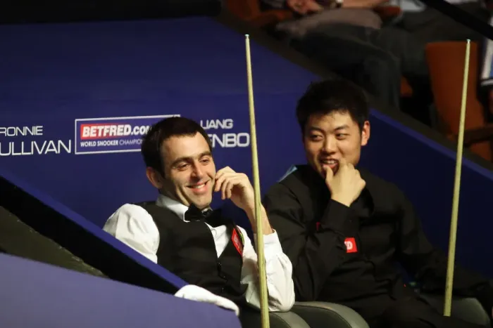Framed Print : Ronnie O Sullivan & Liang Wenbo Share A Joke