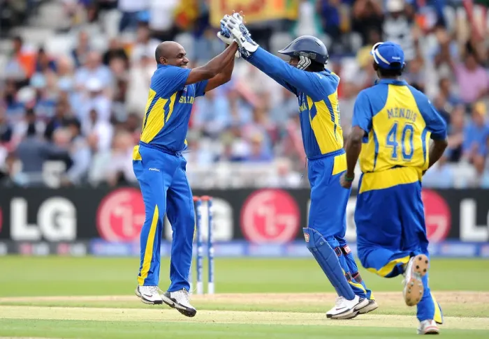 Framed Print : Sanath Jayasuriya & Kumar Sangakkara Celebrate Wicket Sa Framed Print : Sanath Jayasuriya & Kumar Sangakkara Celebrate Wicket Sa