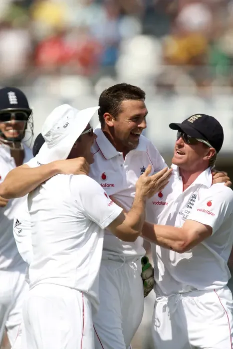 Framed Print : Stephen Harmison, Strauss & Collingwood Stephen Harmison Framed Print : Stephen Harmison, Strauss & Collingwood Stephen Harmison