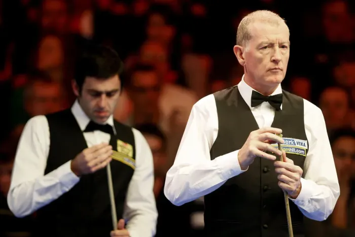 Framed Print : Steve Davis & Ronnie O Sullivan Framed Print : Steve Davis & Ronnie O Sullivan