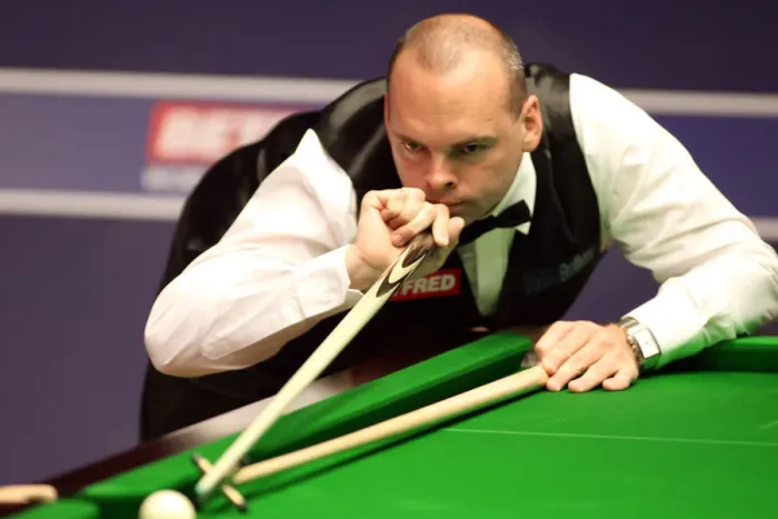 Framed Print : Stuart Bingham Framed Print : Stuart Bingham