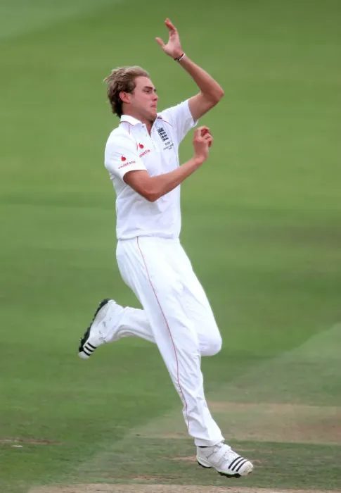 Framed Print : Stuart Broad Framed Print : Stuart Broad