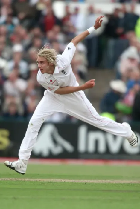 Framed Print : Stuart Broad Framed Print : Stuart Broad