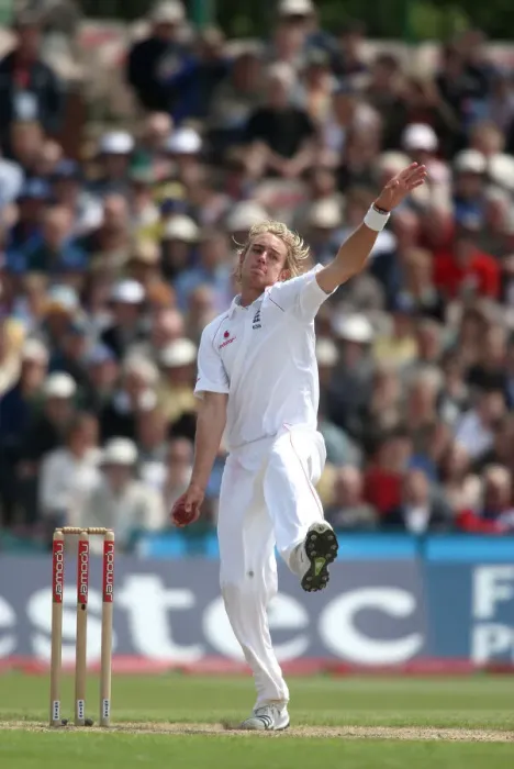 Framed Print : Stuart Broad Framed Print : Stuart Broad