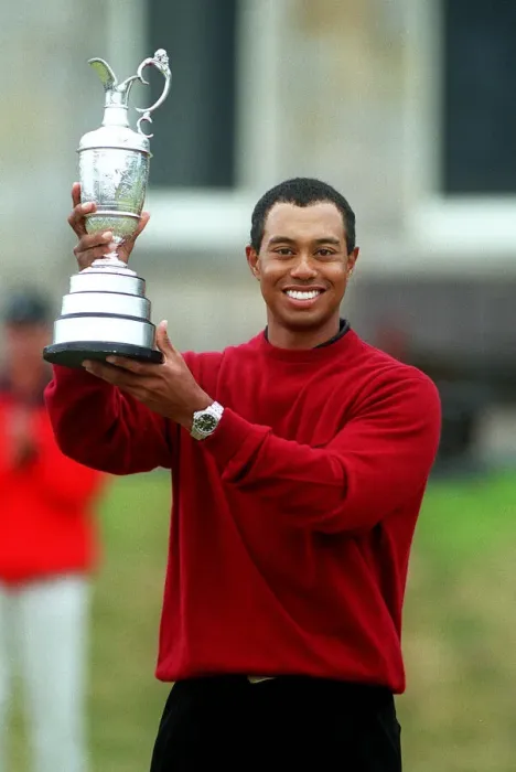 Framed Print : Tiger Woods Framed Print : Tiger Woods