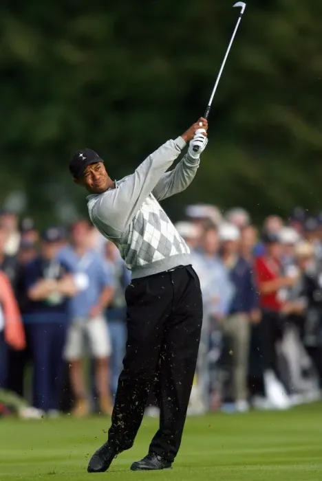 Framed Print : Tiger Woods Framed Print : Tiger Woods