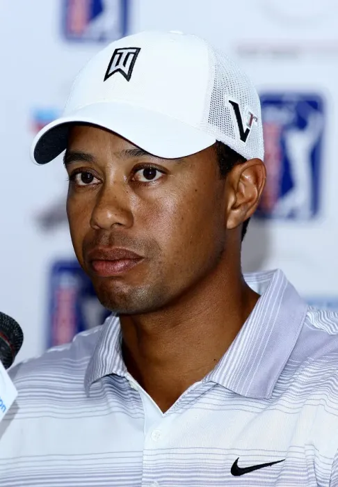 Framed Print : Tiger Woods Framed Print : Tiger Woods