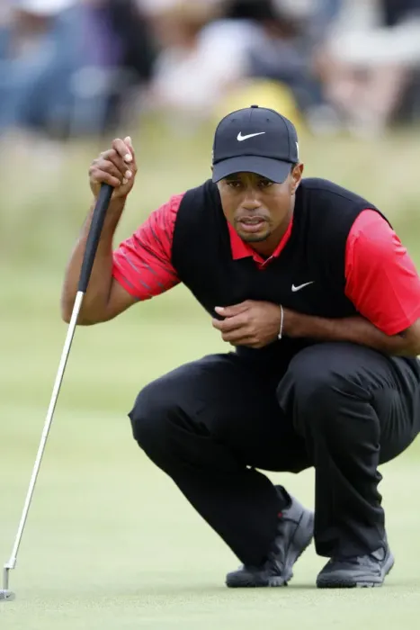 Framed Print : Tiger Woods Framed Print : Tiger Woods
