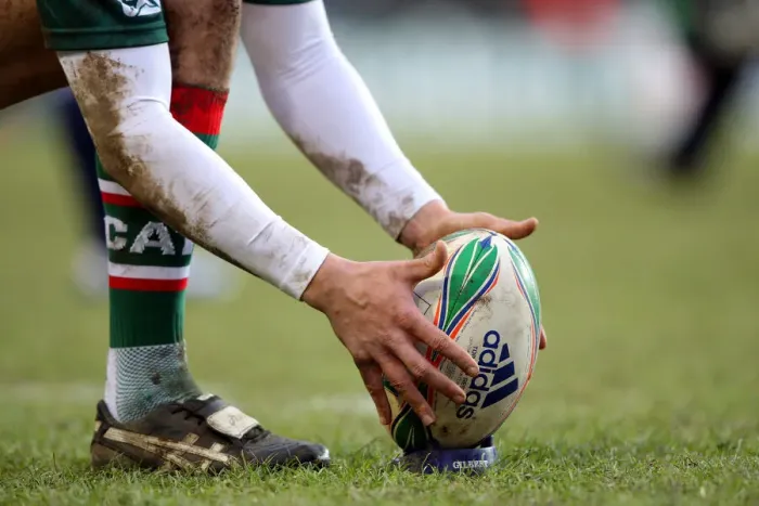 Framed Print : Toby Flood Prepares To Kick Framed Print : Toby Flood Prepares To Kick
