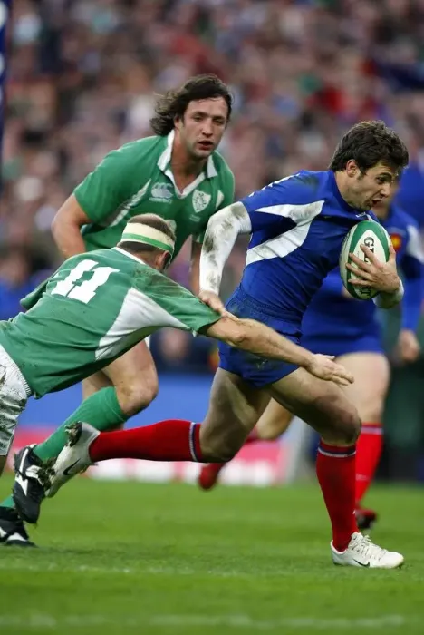 Framed Print : Vincent Clerc Breaks Through Framed Print : Vincent Clerc Breaks Through