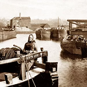 Canal barge at Stanley Ferry