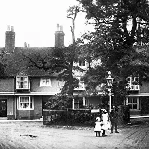 Hitchin The Triangle early 1900s