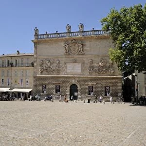 Hotel des Monnaies, Place du Palais, Avignon, Provence, France, Europe