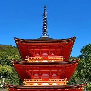 Orange pagoda with 3 storeys, Kiyomizu-dera Temple, Kyoto, Japan