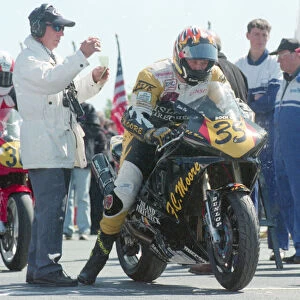 Steve Dey (Yamaha) 2000 Senior TT