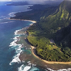 Aerial view of Ke e Beach and the Napali Coastline in Kauai, Hawaii, USA