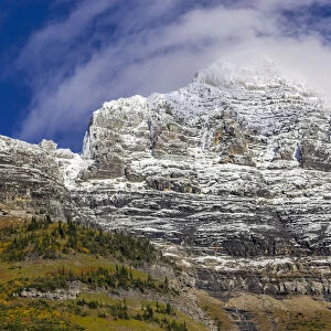 The Garden Wall with seasons first snow in Glacier National Park, Montana, USA