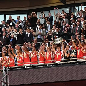 Arsenal Triumphs over Manchester City: Lifting the Community Shield in the 2023-24 Season