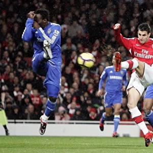 Cesc Fabregas (Arsenal) Michael Essien and Jon Obi Mikel (Chelsea). Arsenal 0: 3 Chelsea