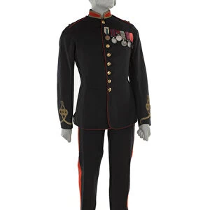 Full dress tunic, Sergeant Robert Turner, Royal Regiment of Artillery, 1890 circa. (fabric)