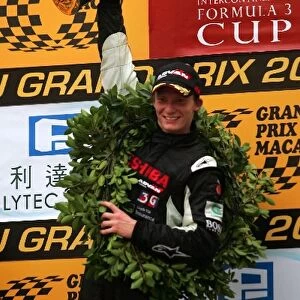 Macau Formula 3: Mike Conway Double R Racing celebrates his win on the podium