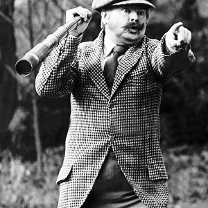 Benny Hill Comedian went bird hunting in Reading