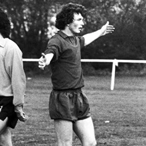 Charlie Sorbie, Coventry Sporting Club Football Player, in action, 8th November 1975