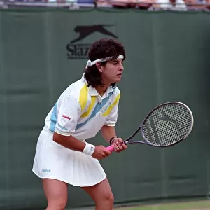 Wimbledon Tennis. Arantxa Sanchez-Vicario v. Lori McNeill. July 1989 89-3964-016