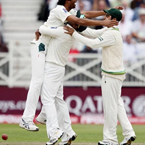 Mohammed Asif Celebrates His 5th Wicket
