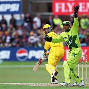 Moin Khan Appeals For Catch