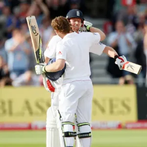 Paul Collingwood and Eoin Morgan Paul Collingwood and Eoin Morgan