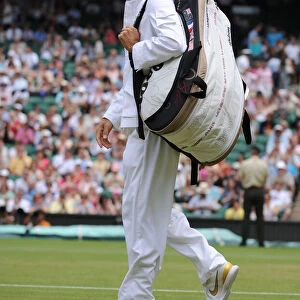 Roger Federer Walks On Court