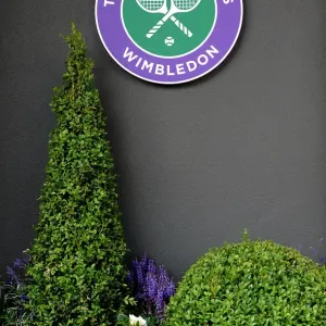 Wimbledon Logo & Flower Bed Wimbledon Logo & Flower Bed