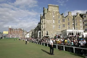 18th Green & Hotels