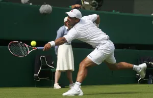 Alejandro Falla