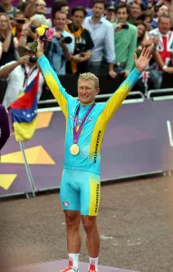 Alexandr Vinokourov Takes Gold