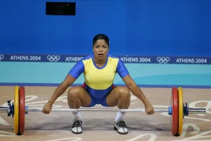 Weightlifting Prints: Alexandra Escobar