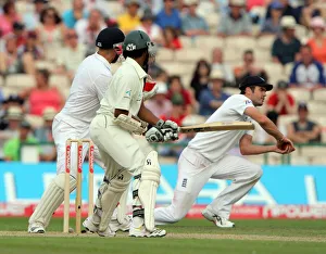 Anderson Cathes Shakib Al Hasan Off The Bowling Of Swann Anderson Cathes Shakib Al Hasan Off The Bowling Of Swann