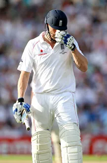 Flintoff Prints: Andrew Flintoff Out For 7