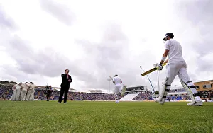 Pietersen Prints: Andrew Strauss & Kevin Pietersen Take The Field On The F