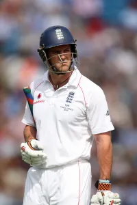 Andrew Strauss Leaves The Field