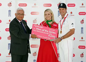 Npower Prints: Andrew Strauss Man Of The Series