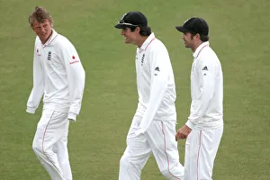 Borthwick, Anderson and Prior Walk Off In Rain