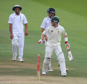 Bopara Prints: Brad Haddin Gets Ball Stuck In Pads Watched By Cook & Bo