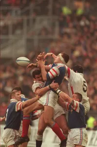 Brouzet Wins Lineout
