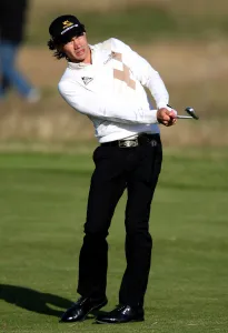 Chip Shot Prints: Camilo Villegas